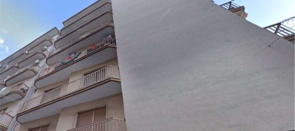 2-salle Appartement à Crispiano, Italy No. 295444 4