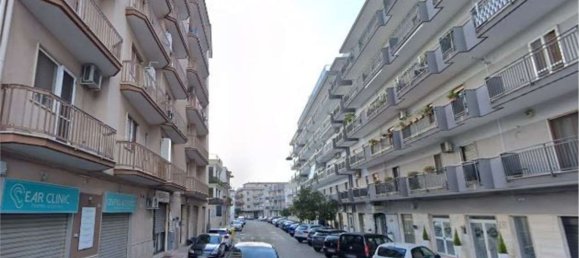 2-salle Appartement à Crispiano, Italy No. 295444 10