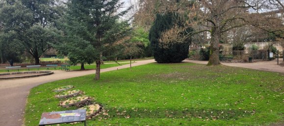 Квартира с 3 спальнями в Ла Риш, Франция № 48879 6