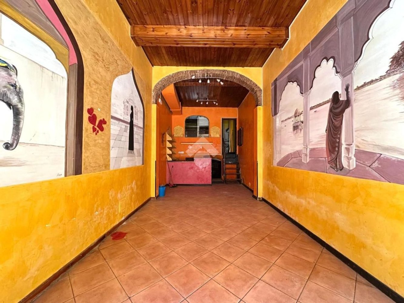 Propiedad comercial en Pistoia, Italy 84 m² No. 378090