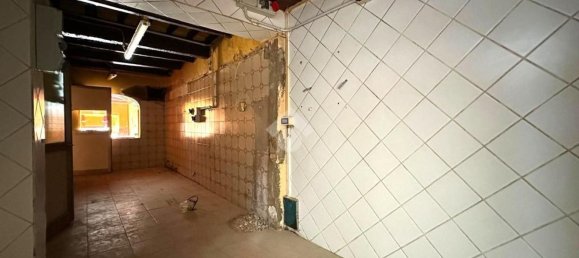 Propiedad comercial en Pistoia, Italy 84 m² No. 378090 9