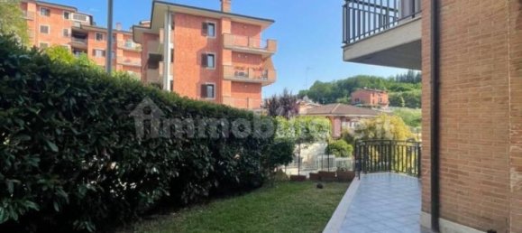 Квартира с 2 спальнями в Дзагароло, Италия № 306517 17