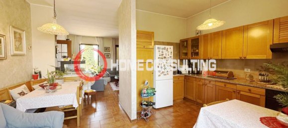 5 غرف نوم فيلا في Trezzano Rosa, Italy رقم 265528 4