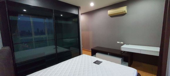 Кондоминиум  с 2 спальнями в Ян Нава, Таиланд № 9823 6