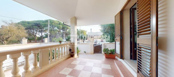 3 غرف نوم منزل في Lizzanello, Italy رقم 323104 17