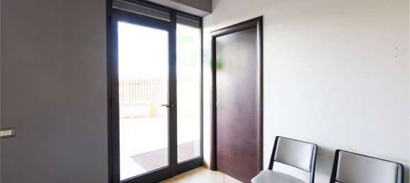 Офис 88м² в Селарджус, Италия № 260939 9