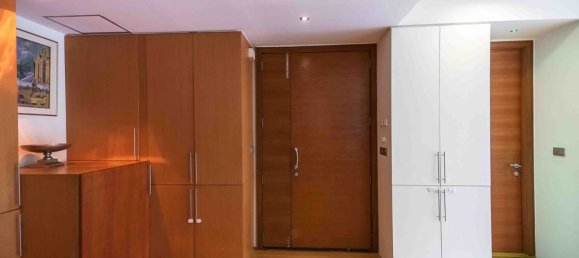 2 bedrooms Condo in Bangkok, Thailand No. 7030 7