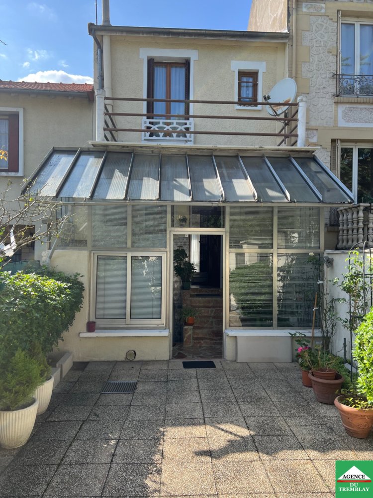 Дом с 2 спальнями в Шампиньи-сюр-Марн, Франция № 179216