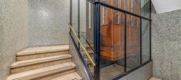 Oficina en Milan, Italy 95 m² No. 241279 16