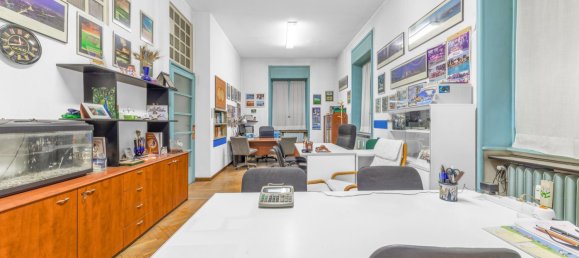 Oficina en Milan, Italy 95 m² No. 241279 8