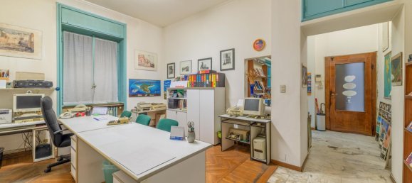 Oficina en Milan, Italy 95 m² No. 241279 4