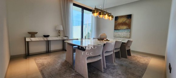 5 bedrooms Villa in Saadiyat Island, UAE No. 52703 9