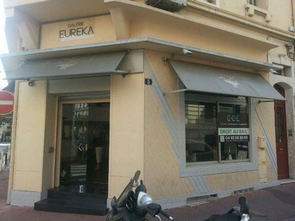 120m² Factory in Cannes, France No. 17797