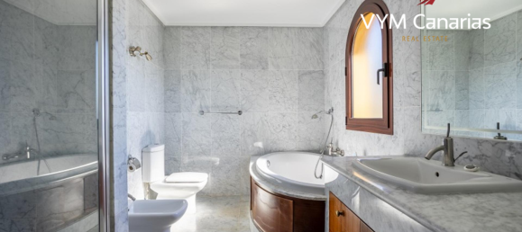 5 Schlafzimmer Villa in Adeje, Spain, Nr. 3172 18