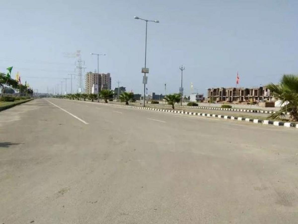  Land in Mohali, India No. 40019