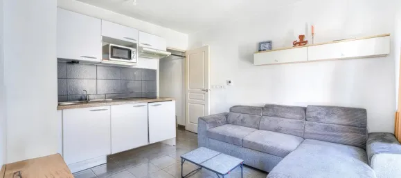 2-salle Appartement à Nice, France No. 352925 3