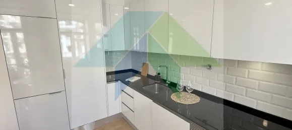 2 bedrooms Apartment in Lisbon, Portugal No. 186464 6