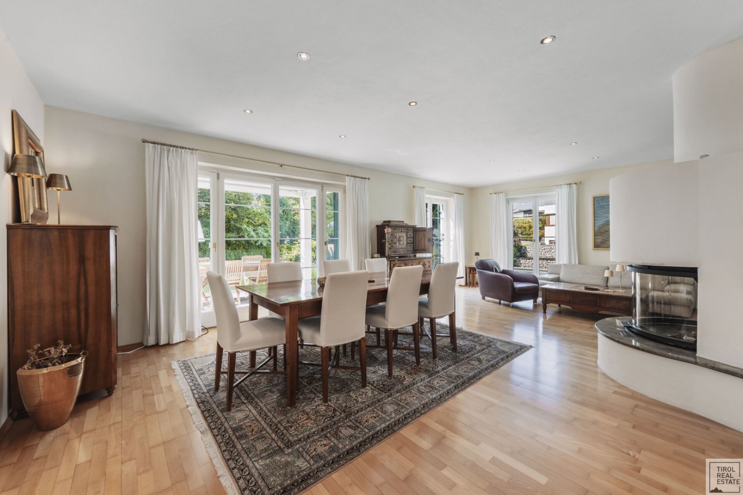 Дом с 6 комнатами в Зистранс, Австрия № 221782