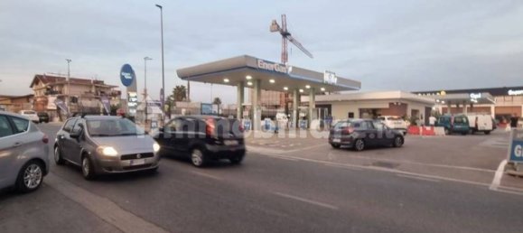 Коммерческая недвижимость с 3 комнатами в Кварто, Италия № 228807 7