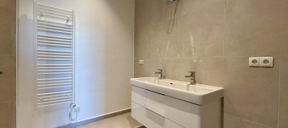 4 rooms Apartment in Hernals, Austria No. 259365 9