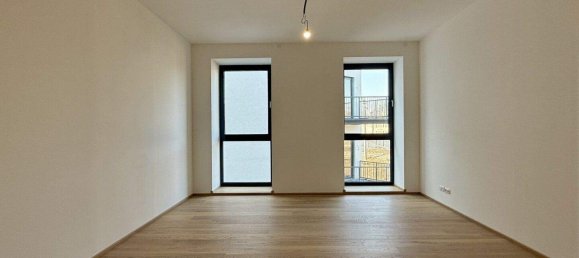 4 rooms Apartment in Hernals, Austria No. 259365 2