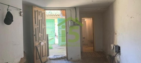 Casa de 5 dormitorios en La Robla, Spain No. 28418 13