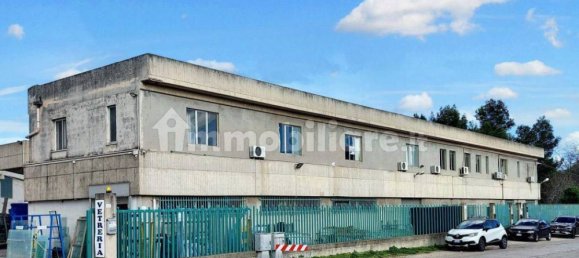 Entrepôt à San Salvo, Italy 840m² No. 318858 10