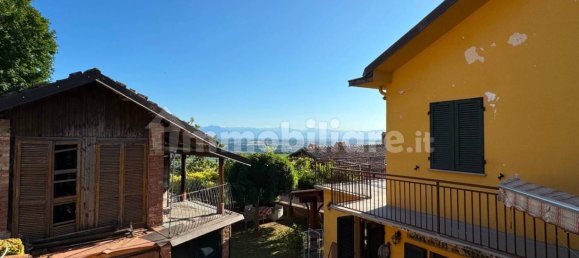 3 bedrooms House in Novello, Italy No. 270757 8