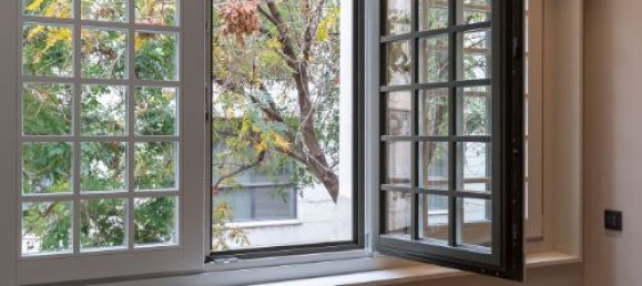 3 bedrooms Apartment in Ciutat Vella, Spain No. 103335 19