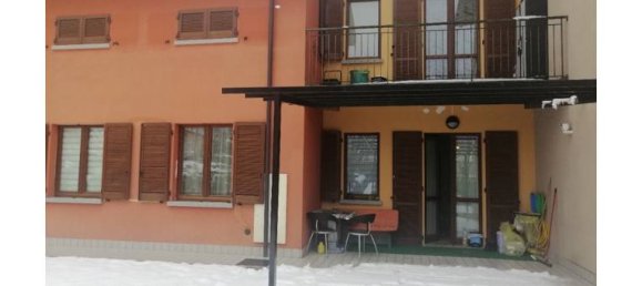2 bedrooms Apartment in Borgomanero, Italy No. 252453 4