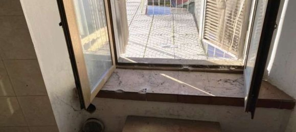 3-salle Appartement à Brembate, Italy No. 181116 3