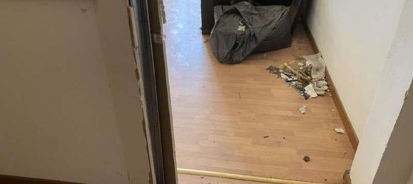 3-salle Appartement à Brembate, Italy No. 181116 14