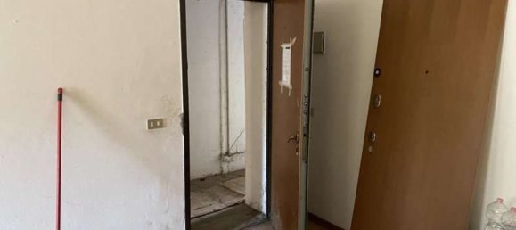 3-salle Appartement à Brembate, Italy No. 181116 15
