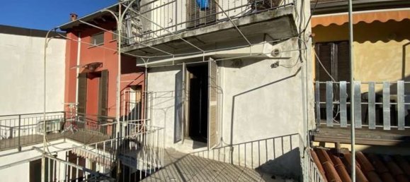 3-salle Appartement à Brembate, Italy No. 181116 6