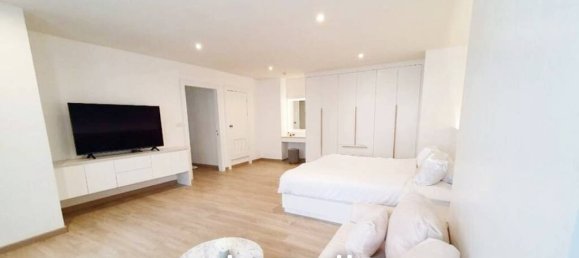 2 bedrooms Condo in Bangkok, Thailand No. 14230 3