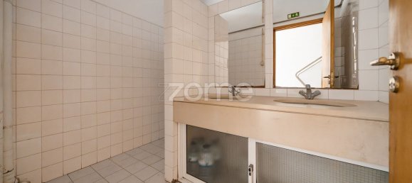 Lagerhaus in Guimaraes, Portugal 629m², Nr. 15130 17