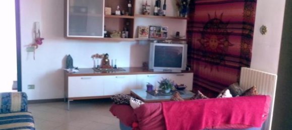 2 bedrooms Apartment in Castiglione d'Adda, Italy No. 253046 3