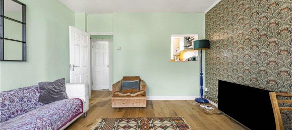 3 bedrooms Apartment in London, United Kingdom No. 8718 3