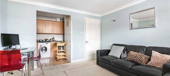 1 Schlafzimmer Wohnung in Surrey, United Kingdom, Nr. 8609 6