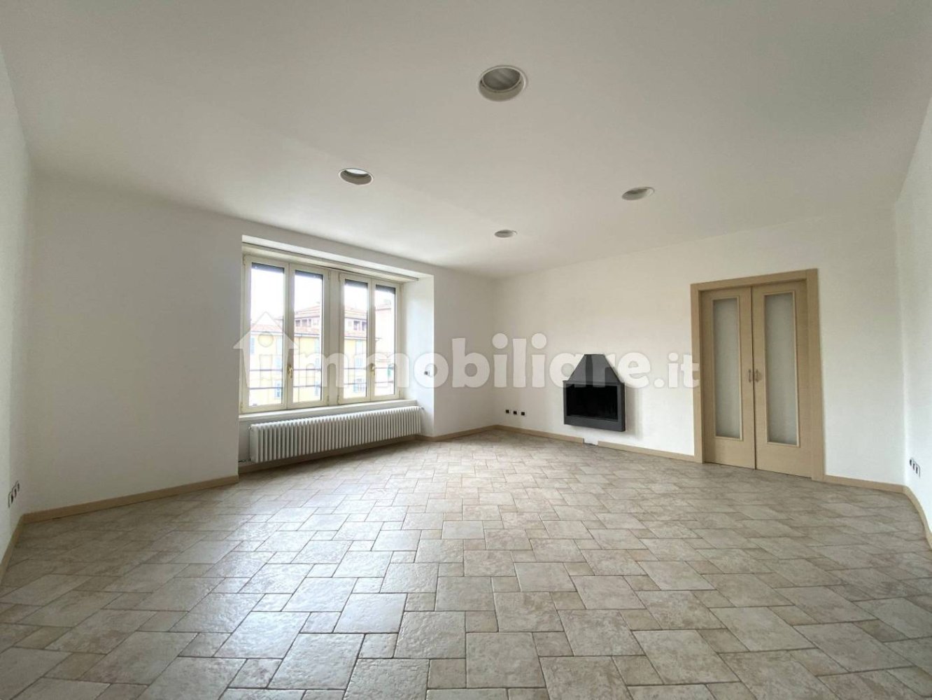 3 Schlafzimmer Wohnung in Bergamo, Italy, Nr. 373127
