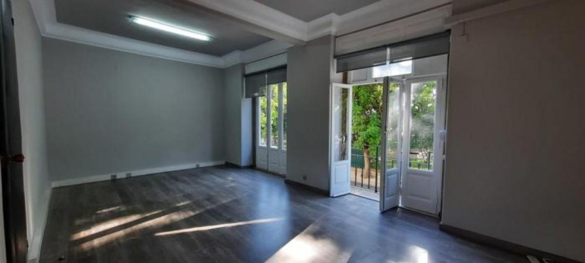 4 bedrooms Apartment in Lisbon, Portugal No. 3842