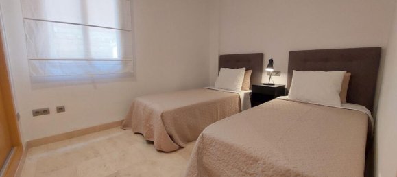 2 bedrooms Apartment in Malaga, Spain No. 246118 5