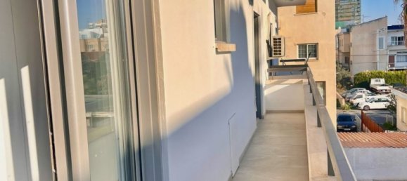 2 bedrooms Apartment in Larnaca, Cyprus No. 23154 17