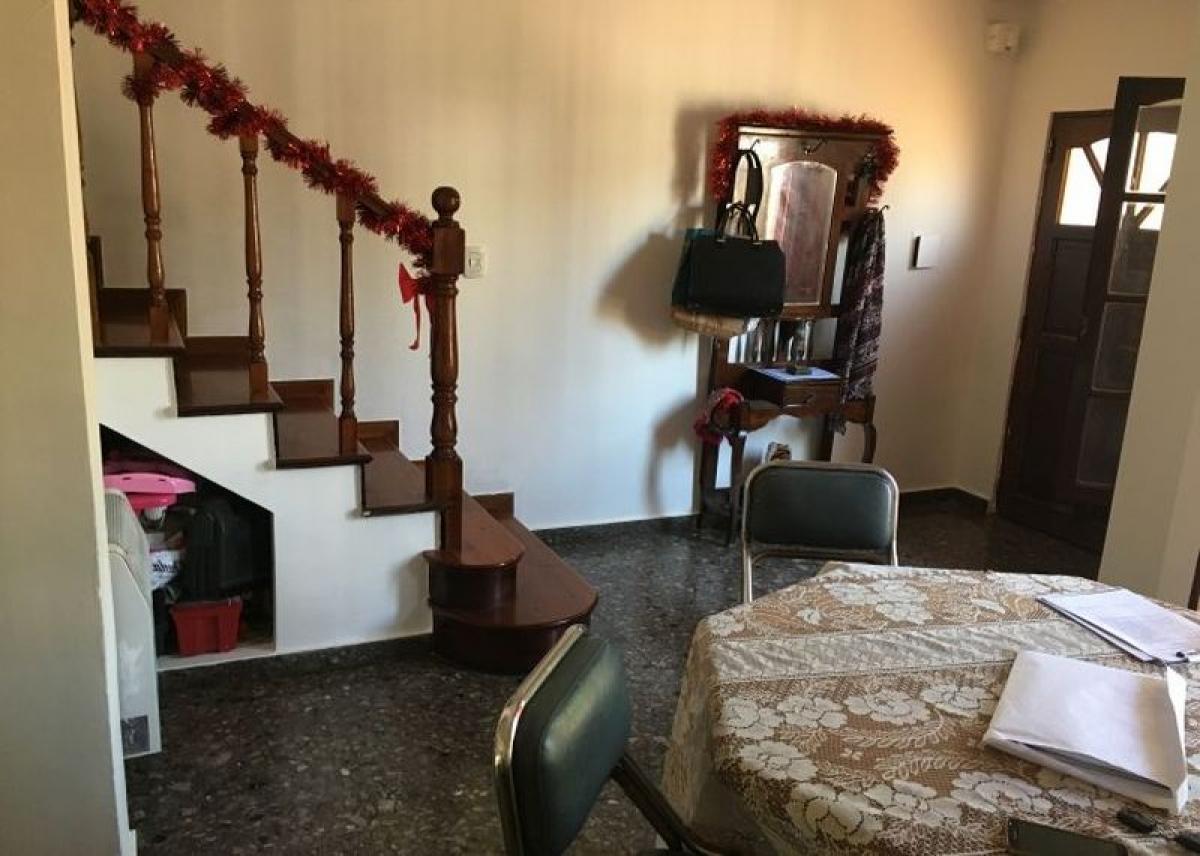 Квартира с 4 спальнями в Буэнос-Айрес, Аргентина № 88593