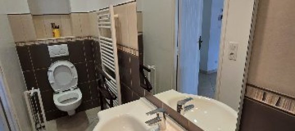 2 bedrooms House in Saint-Quentin, France No. 295150 16