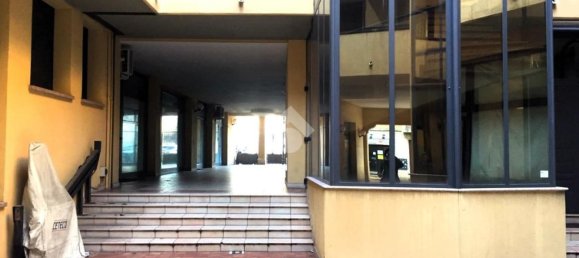 55m² Commercial property in Forlì, Italy No. 115027 4