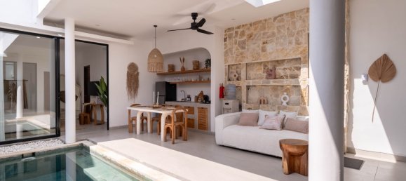 76 m² villa en venta en Kerobokan, Badung, Bali, Indonesia № 4657 2
