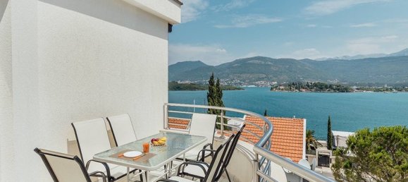 2 chambres Appartement à Tivat, Montenegro No. 59 10