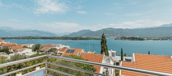 2 chambres Appartement à Tivat, Montenegro No. 59 7