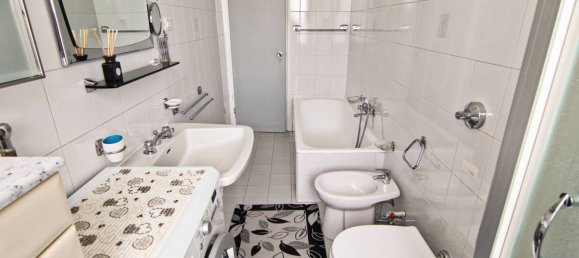 Квартира с 2 спальнями в Ровелласка, Италия № 341529 19